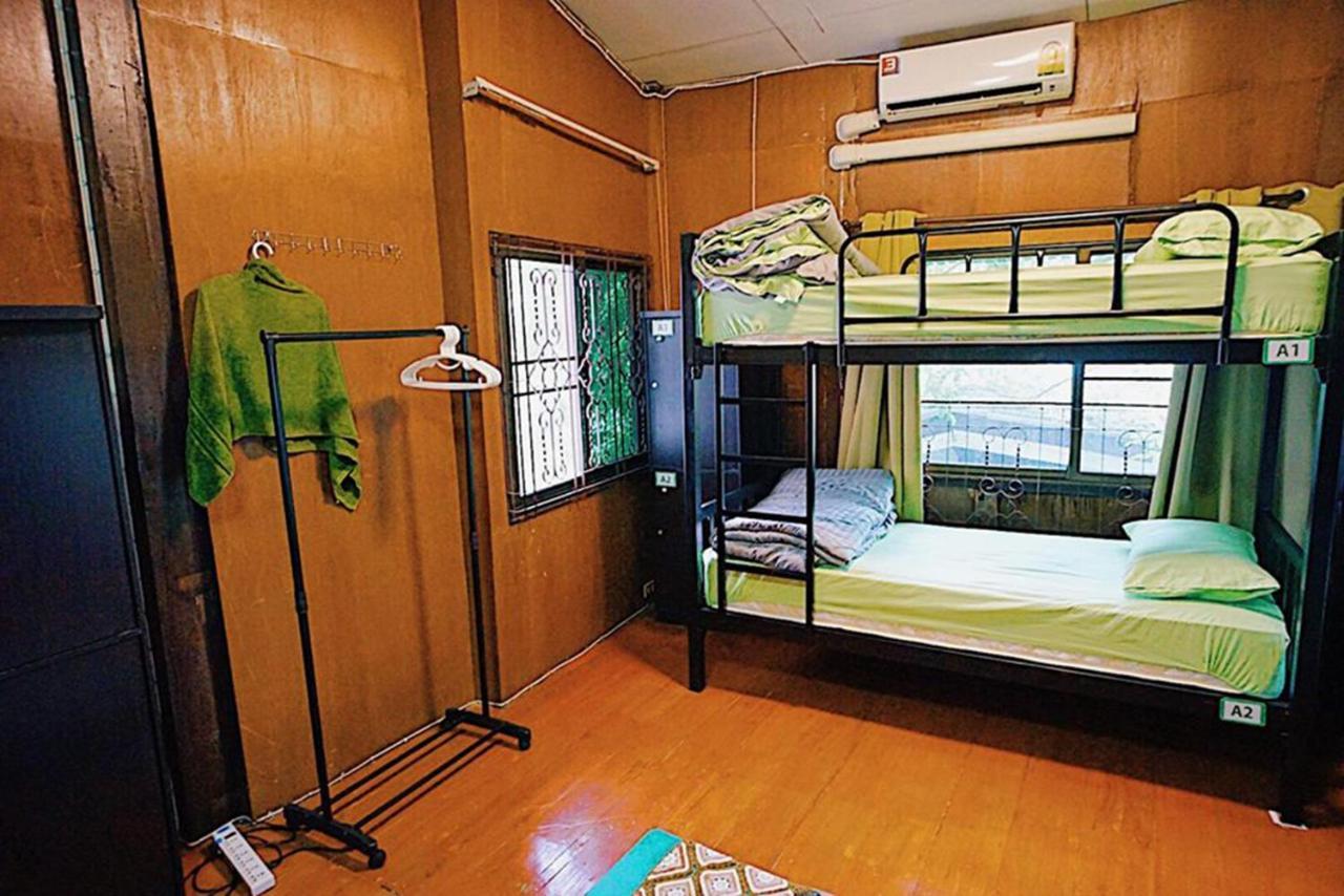 Oh My Bed Chiang Mai Hostel ภายนอก รูปภาพ