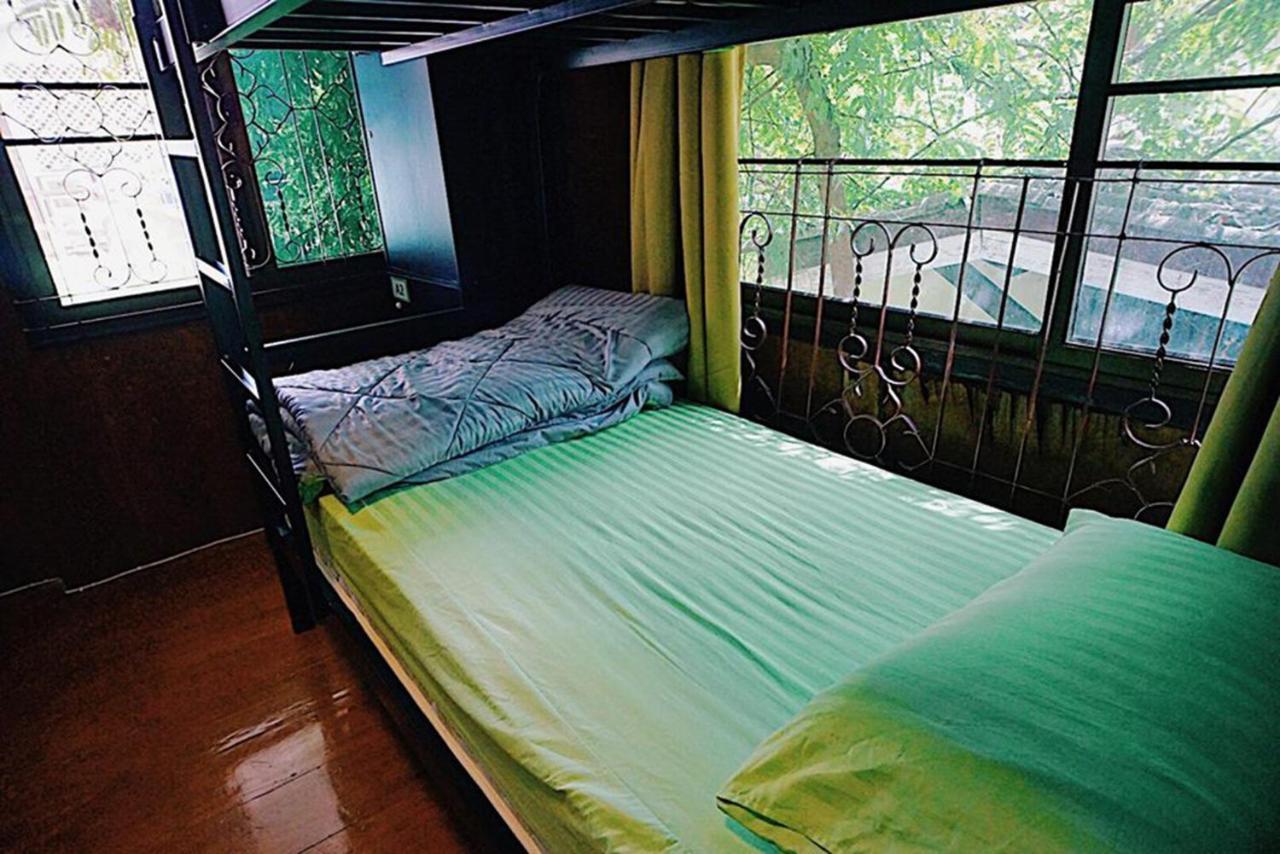 Oh My Bed Chiang Mai Hostel ภายนอก รูปภาพ