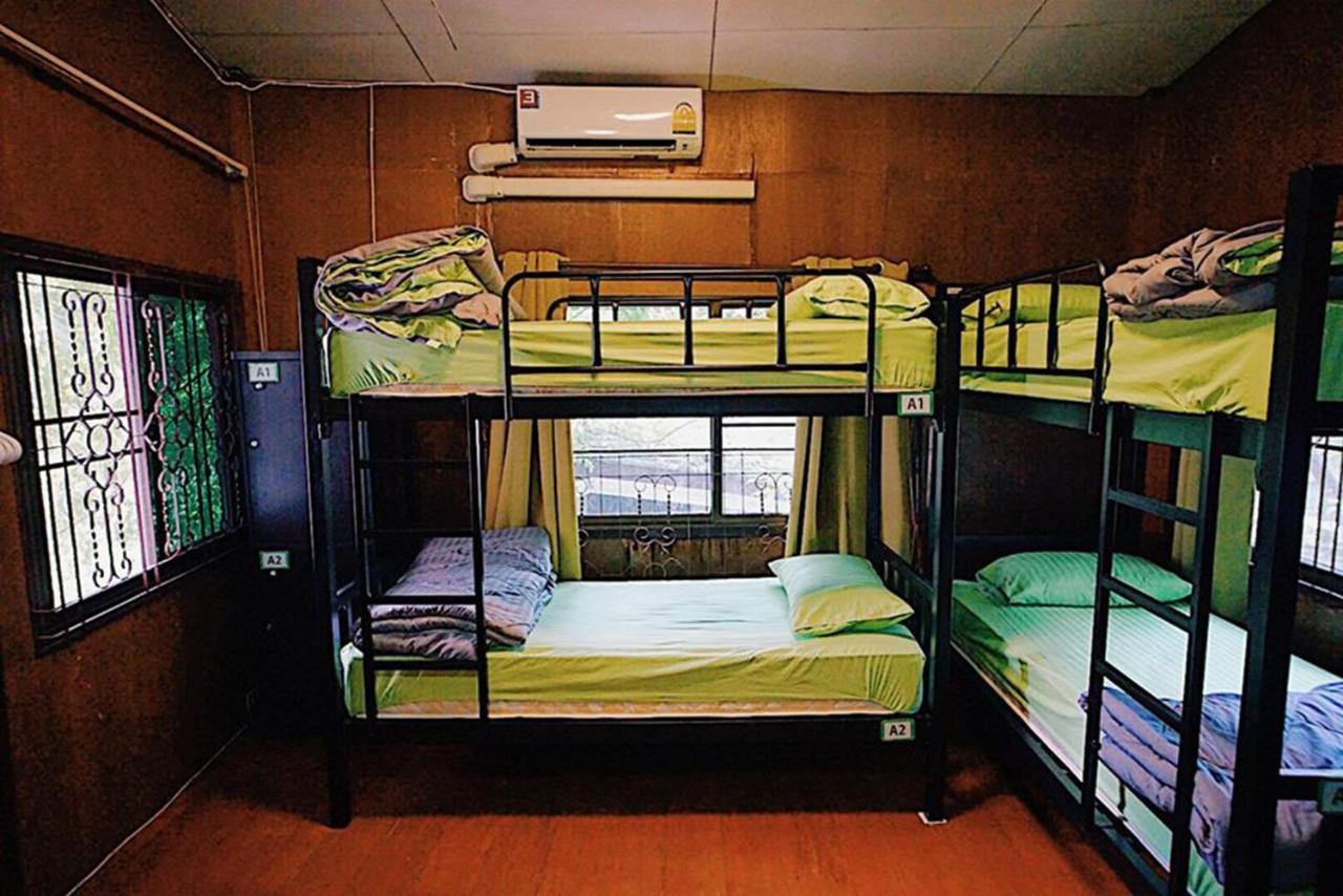 Oh My Bed Chiang Mai Hostel ภายนอก รูปภาพ